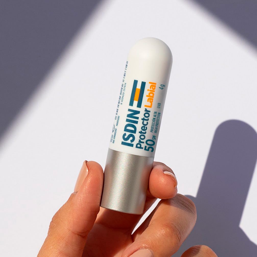 isdin-pack-fusion-water-repair-spf-50-protector-labial-spf-50-protecci-n-y-repar image 4